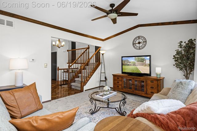 3433 Dobbin Drive, Sterling Heights, MI 48310