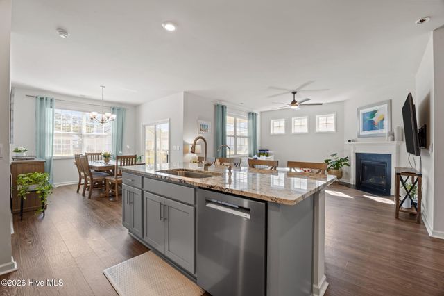 6005 Bayberry Park Drive, New Bern, NC 28562