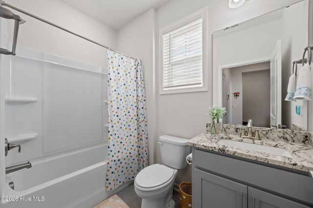 6005 Bayberry Park Drive, New Bern, NC 28562