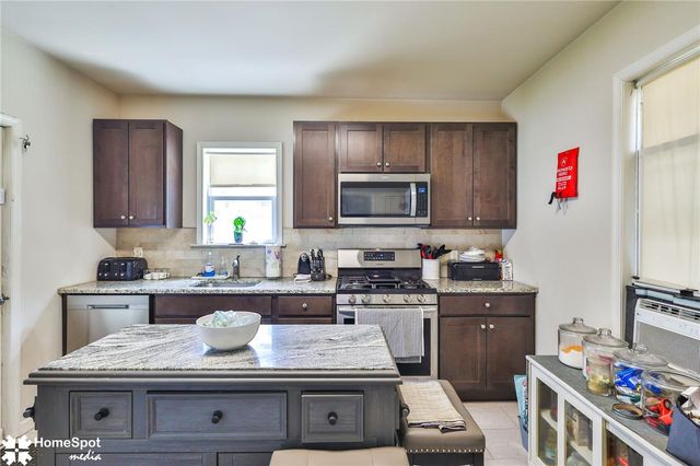 734 East Tioga Street, Allentown City, PA 18103