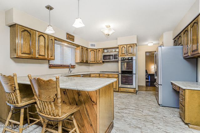 31 Devonshire Drive, Morganville, NJ 07751