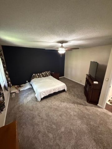 380 N Pleasant Hill Boulevard, Pleasant Hill, IA 50327