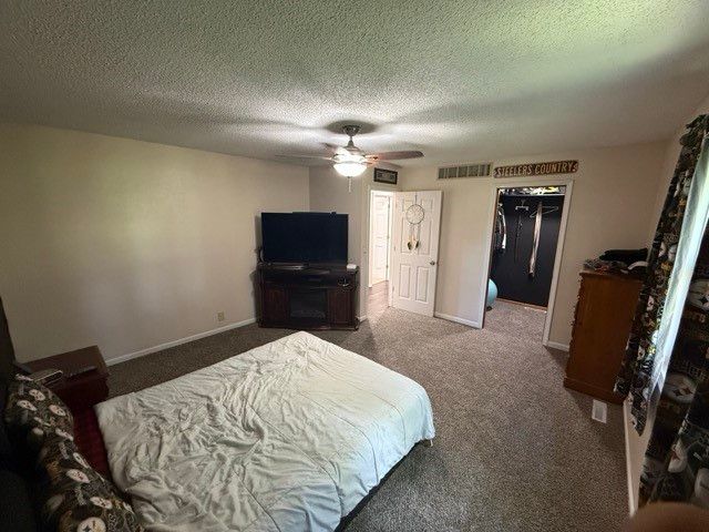 380 N Pleasant Hill Boulevard, Pleasant Hill, IA 50327