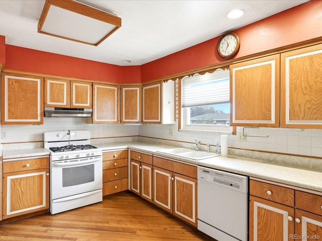 344 Gray St, Lakewood, CO 80226