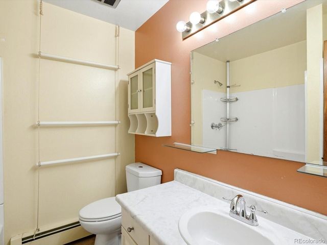 344 Gray St, Lakewood, CO 80226