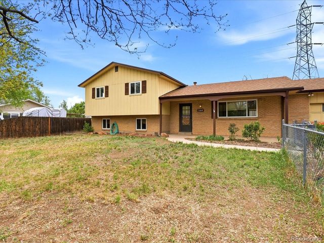 344 Gray St, Lakewood, CO 80226