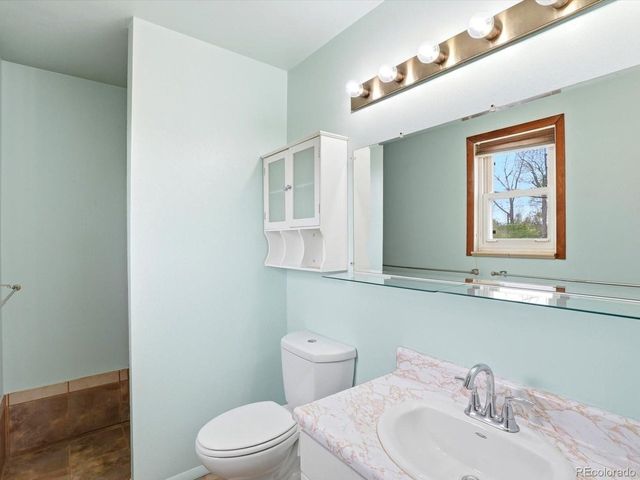 344 Gray St, Lakewood, CO 80226