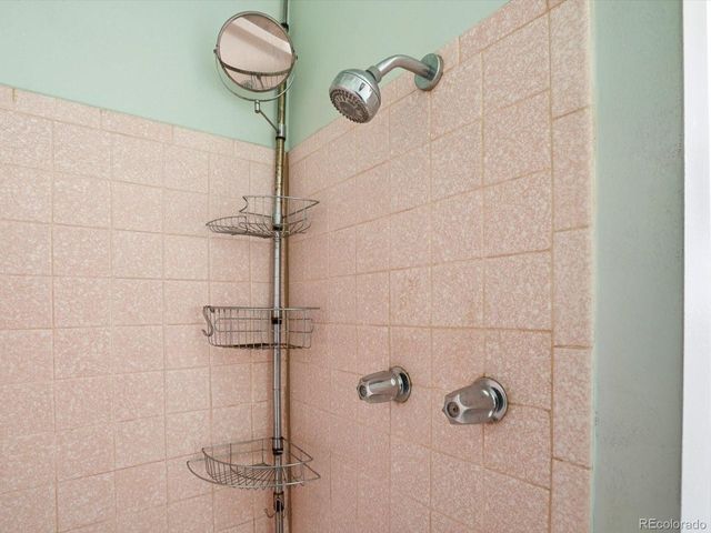 344 Gray St, Lakewood, CO 80226