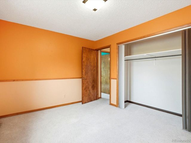 344 Gray St, Lakewood, CO 80226