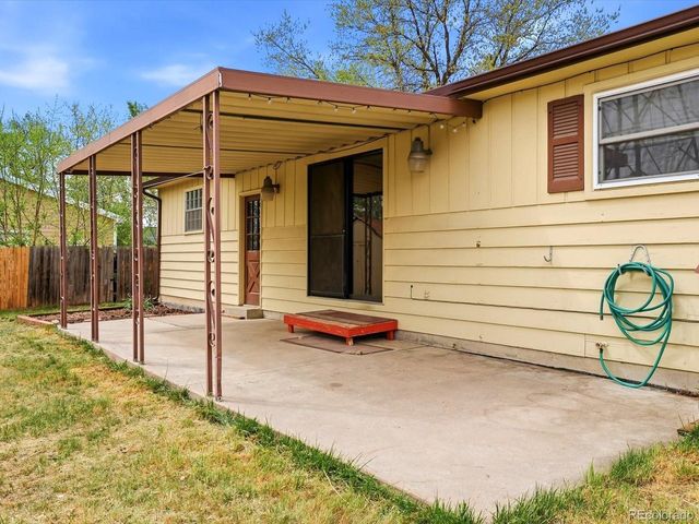 344 Gray St, Lakewood, CO 80226