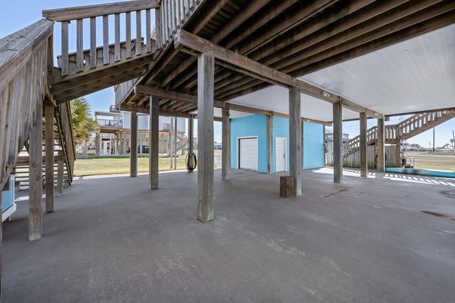 13239 Gulf Beach Drive, Freeport, TX 77541