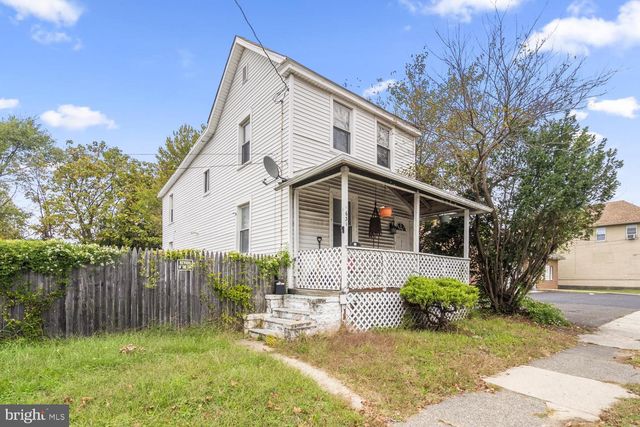 631 N BROAD ST, Woodbury, NJ 08096