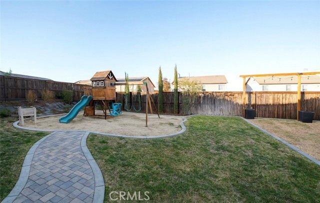 13674 Buena Vista, Hesperia, CA 92344