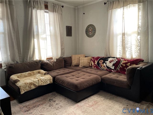 1825 Needham Dr, Victoria, VA 23974