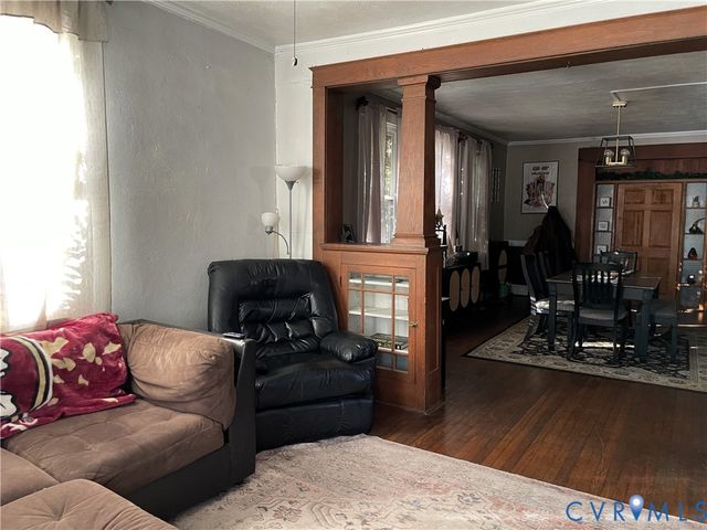 1825 Needham Dr, Victoria, VA 23974