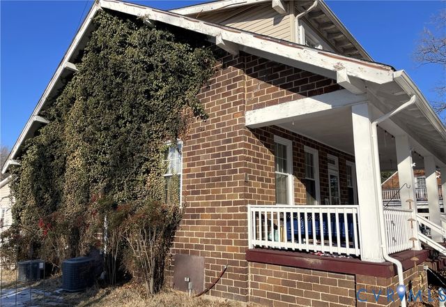 1825 Needham Dr, Victoria, VA 23974