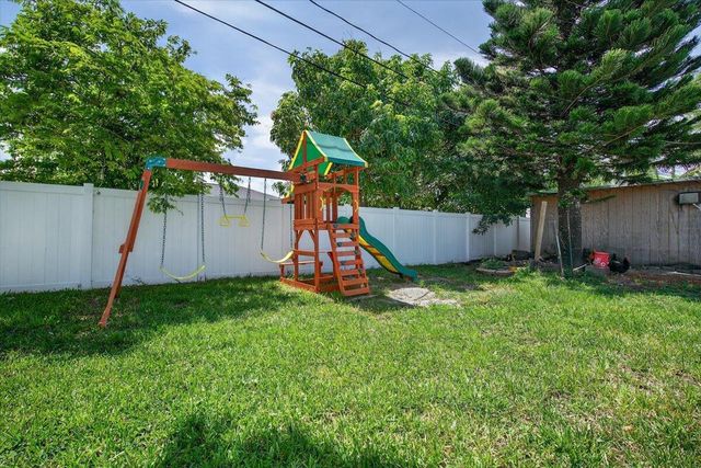 3826 SW Kocerik Street, Port St Lucie, FL 34953