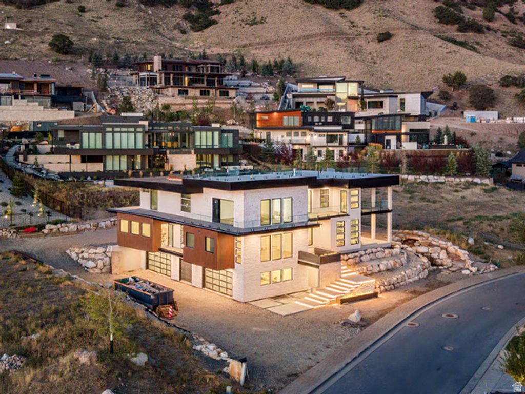 4029 E CANYON ESTATE DR, Cottonwood Heights, UT 84121 — exterior
