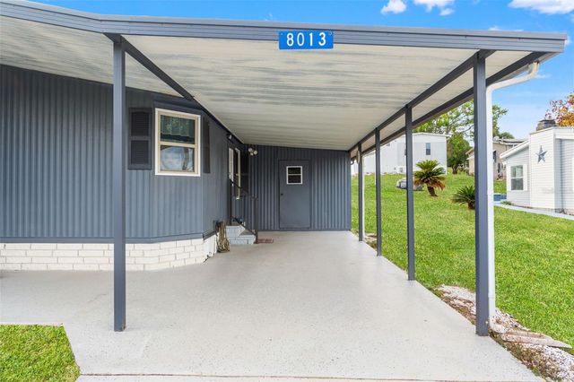 8013 EASTERN CIRCLE DRIVE, Brooksville, FL 34613