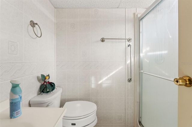 8013 EASTERN CIRCLE DRIVE, Brooksville, FL 34613