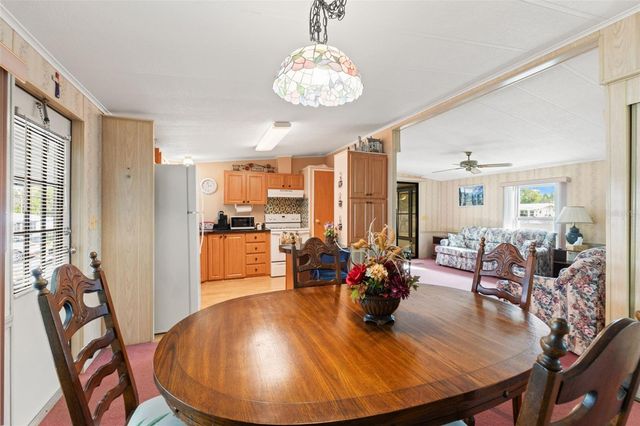 8013 EASTERN CIRCLE DRIVE, Brooksville, FL 34613