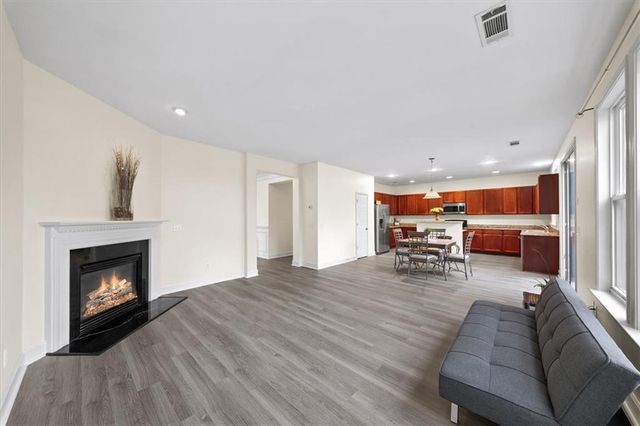 6018 Oakdale SE Road, Mableton, GA 30126