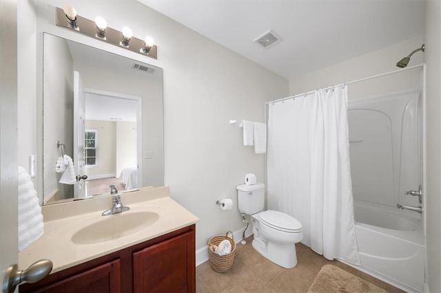 6018 Oakdale SE Road, Mableton, GA 30126