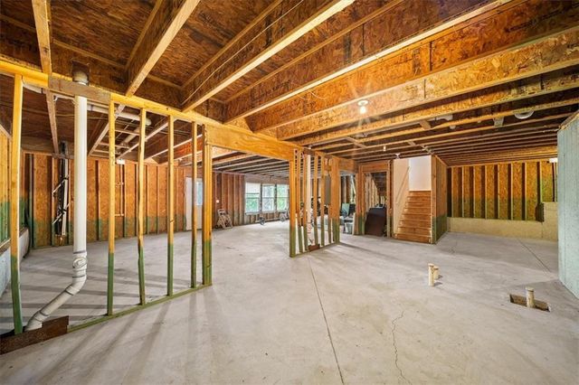 6018 Oakdale SE Road, Mableton, GA 30126