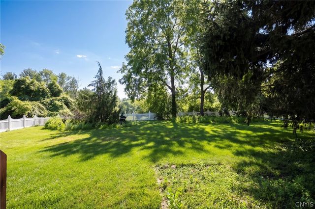 3833 East Street, Skaneateles, NY 13152