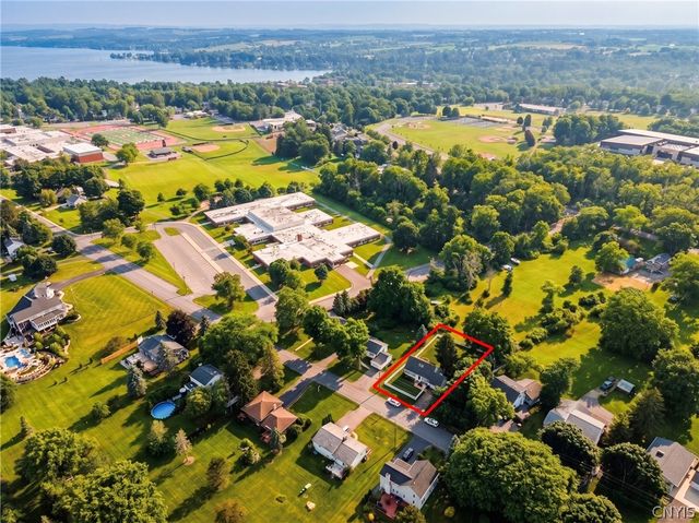 3833 East Street, Skaneateles, NY 13152