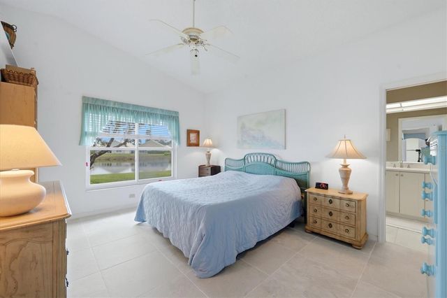 733 HARRINGTON LAKE DRIVE N 25, Venice, FL 34293