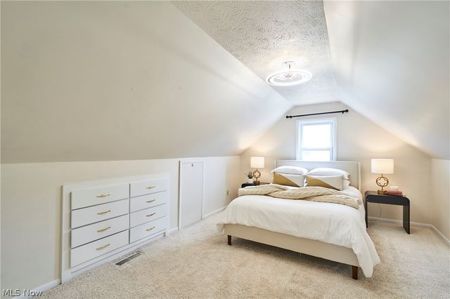 4340 W 189th Street, Cleveland, OH 44135