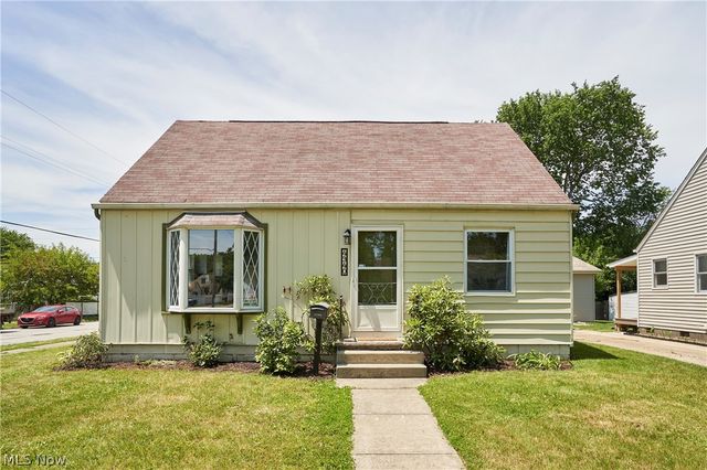 4340 W 189th Street, Cleveland, OH 44135