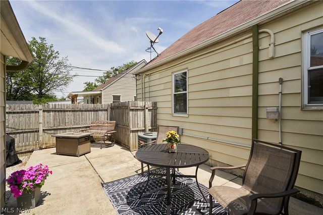 4340 W 189th Street, Cleveland, OH 44135