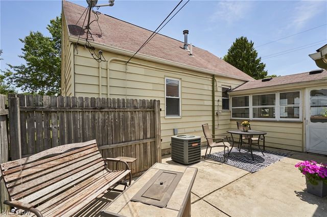 4340 W 189th Street, Cleveland, OH 44135