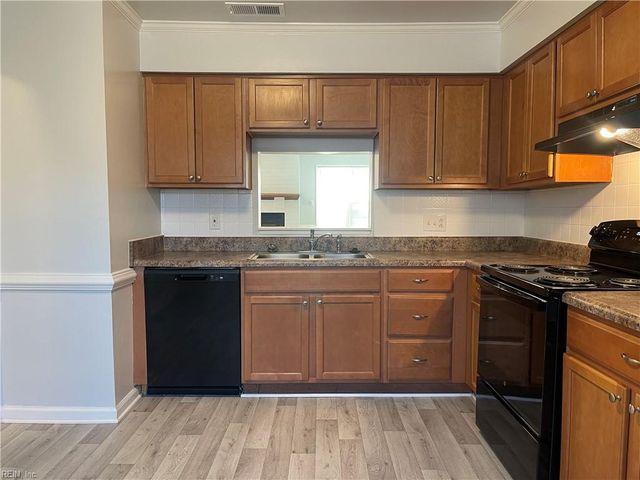 5507 Professor CT, Virginia Beach, VA 23462