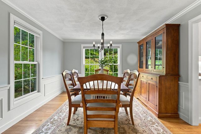 207 French Farm Rd, North Andover, MA 01845