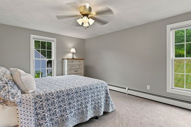 207 French Farm Rd, North Andover, MA 01845