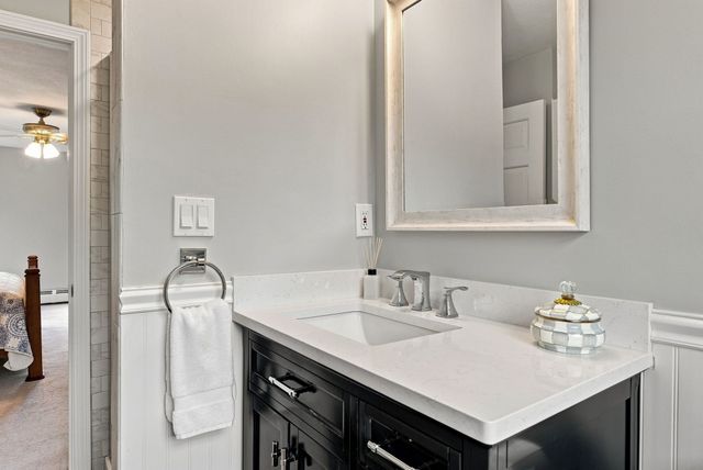 207 French Farm Rd, North Andover, MA 01845
