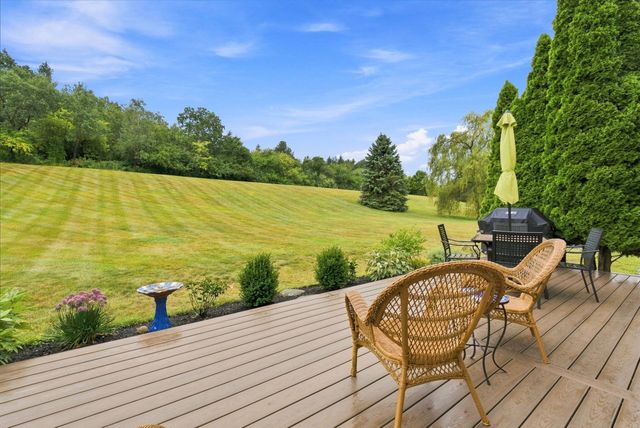 207 French Farm Rd, North Andover, MA 01845