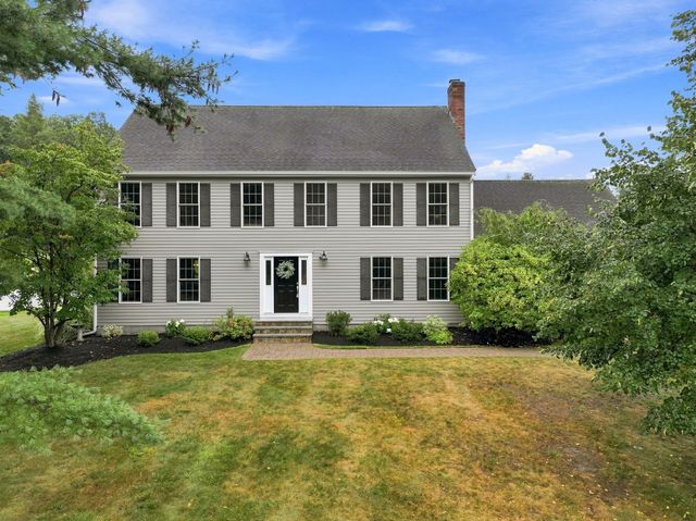 207 French Farm Rd, North Andover, MA 01845