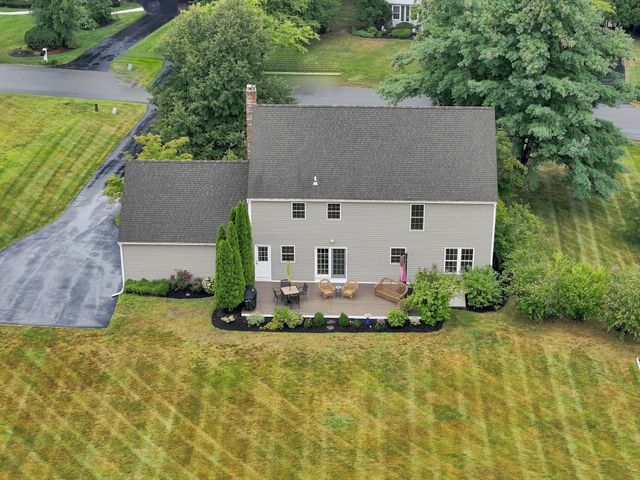 207 French Farm Rd, North Andover, MA 01845