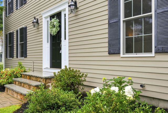 207 French Farm Rd, North Andover, MA 01845