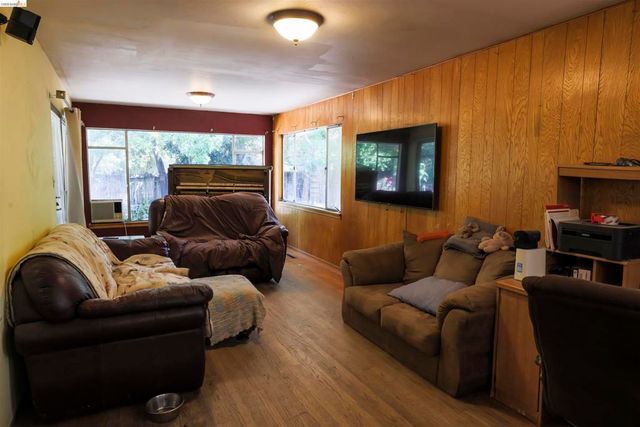 5039 Alhambra Valley Rd, Martinez, CA 94553
