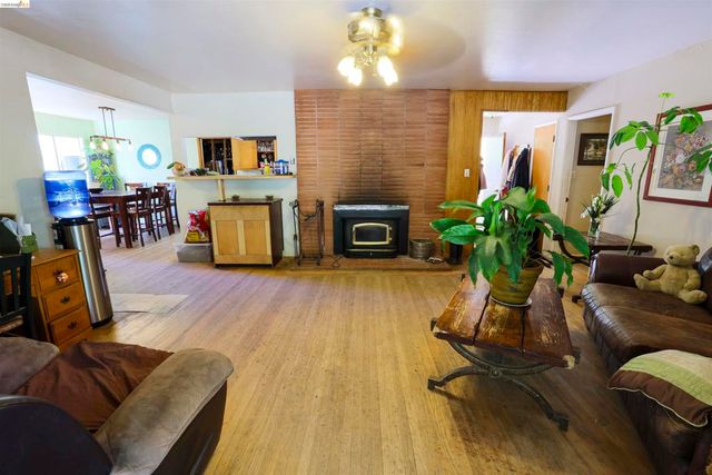 5039 Alhambra Valley Rd, Martinez, CA 94553