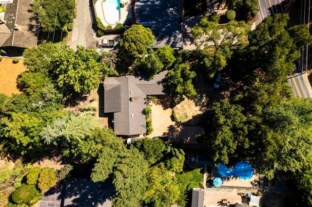 5039 Alhambra Valley Rd, Martinez, CA 94553