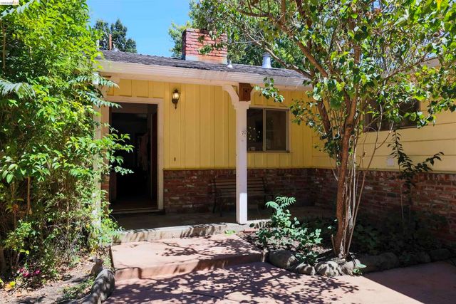5039 Alhambra Valley Rd, Martinez, CA 94553
