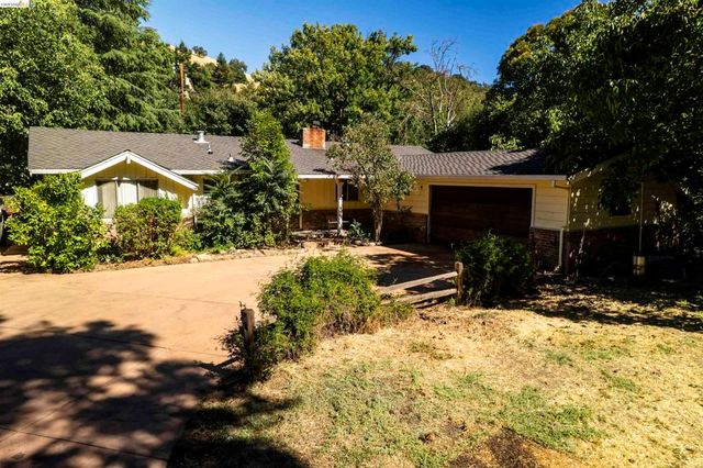 5039 Alhambra Valley Rd, Martinez, CA 94553
