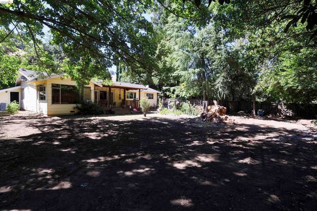 5039 Alhambra Valley Rd, Martinez, CA 94553