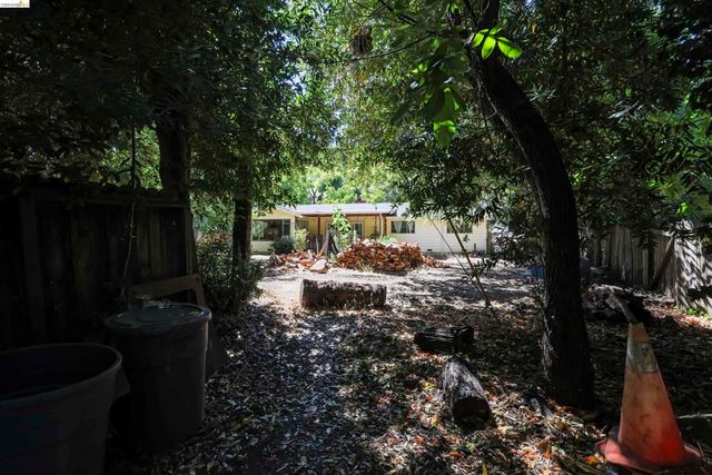 5039 Alhambra Valley Rd, Martinez, CA 94553